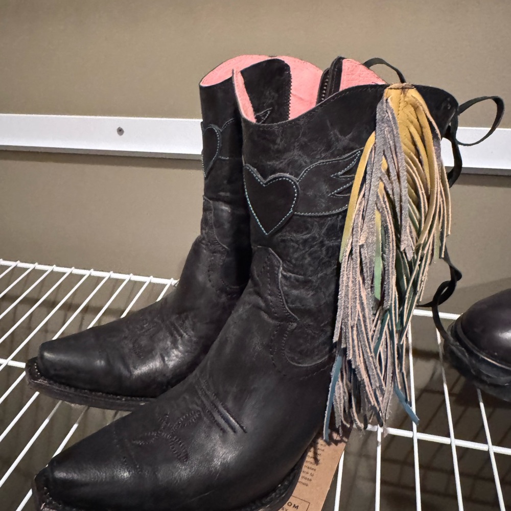 Junk Gypsy Spirit Animal Booties